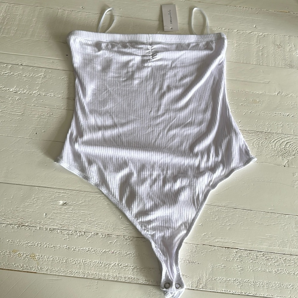SWS essentials size medium bodysuit halter white NWT